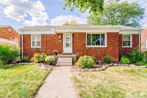 6384 Buckingham Avenue Allen Park City MI 48101