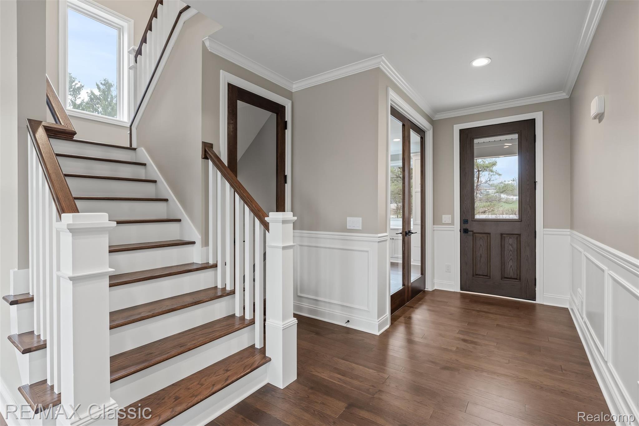 5567 Huron River Drive