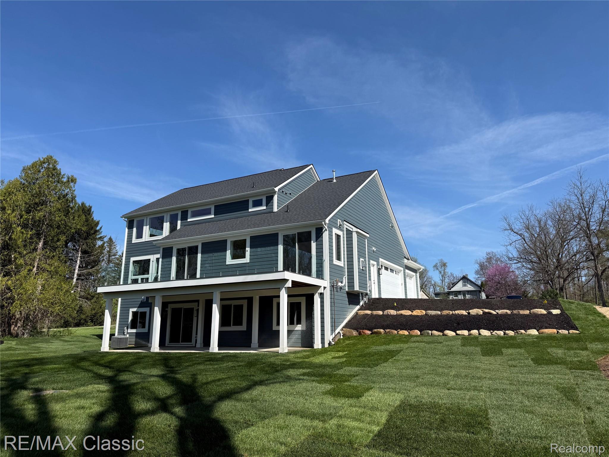 5567 Huron River Drive