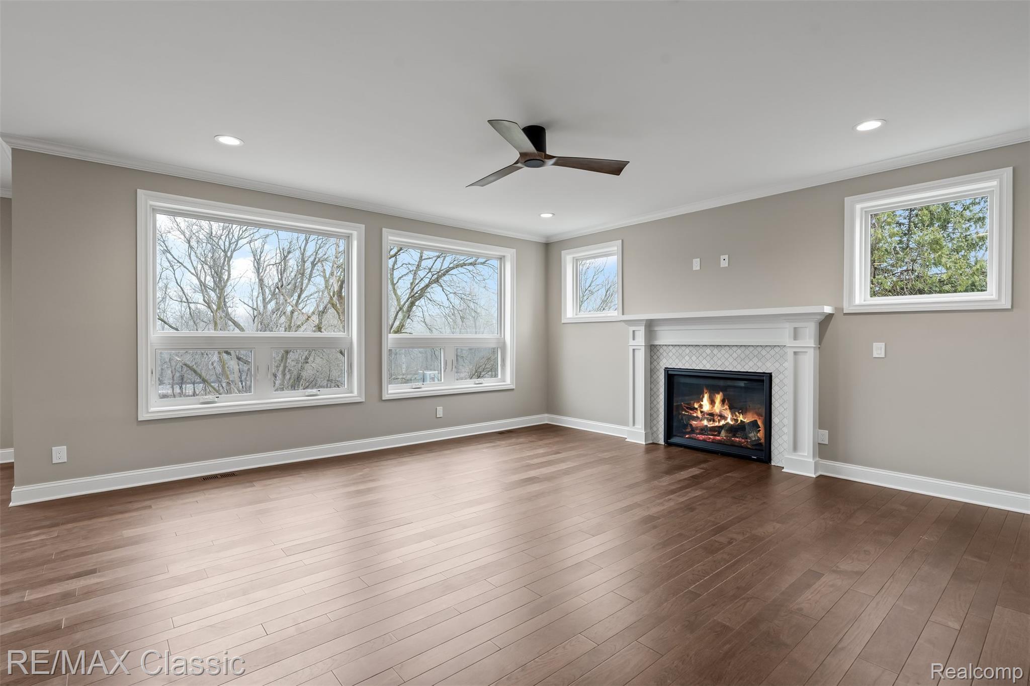 5567 Huron River Drive