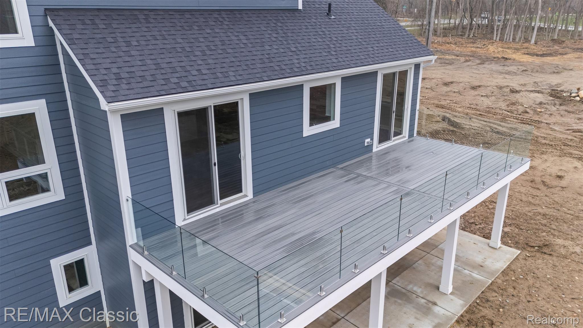 5567 Huron River Drive