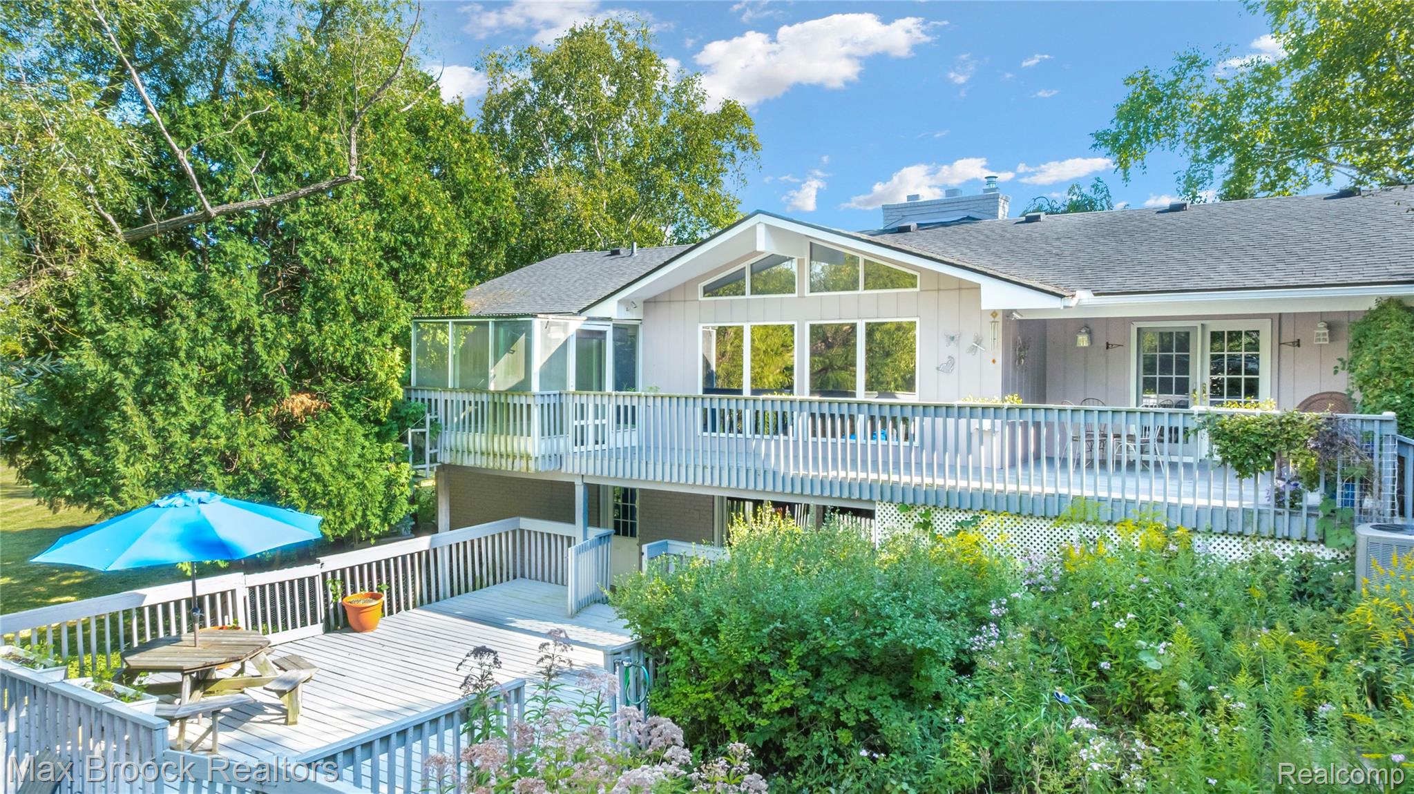 35550 Pleasant Valley Road