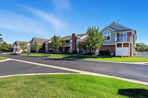 2084 Leighton Drive Shelby Charter Township MI 48317
