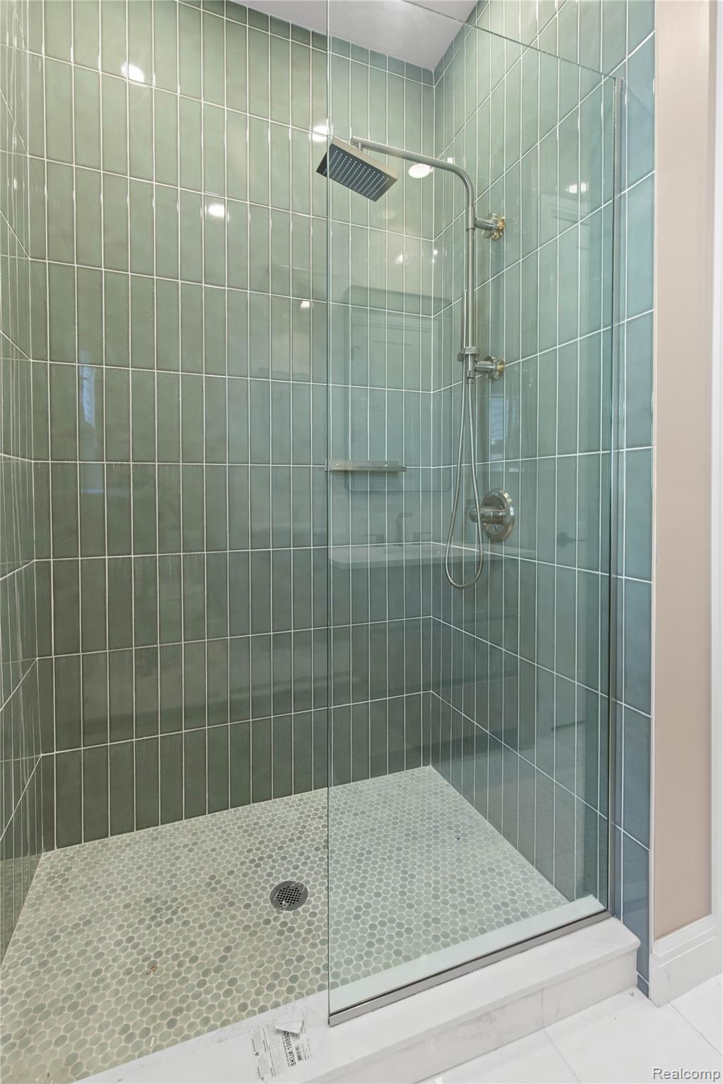 Detroit City, Michigan 48209, United States, 2 Bedrooms Bedrooms, ,1 BathroomBathrooms,Residential,Active,159466