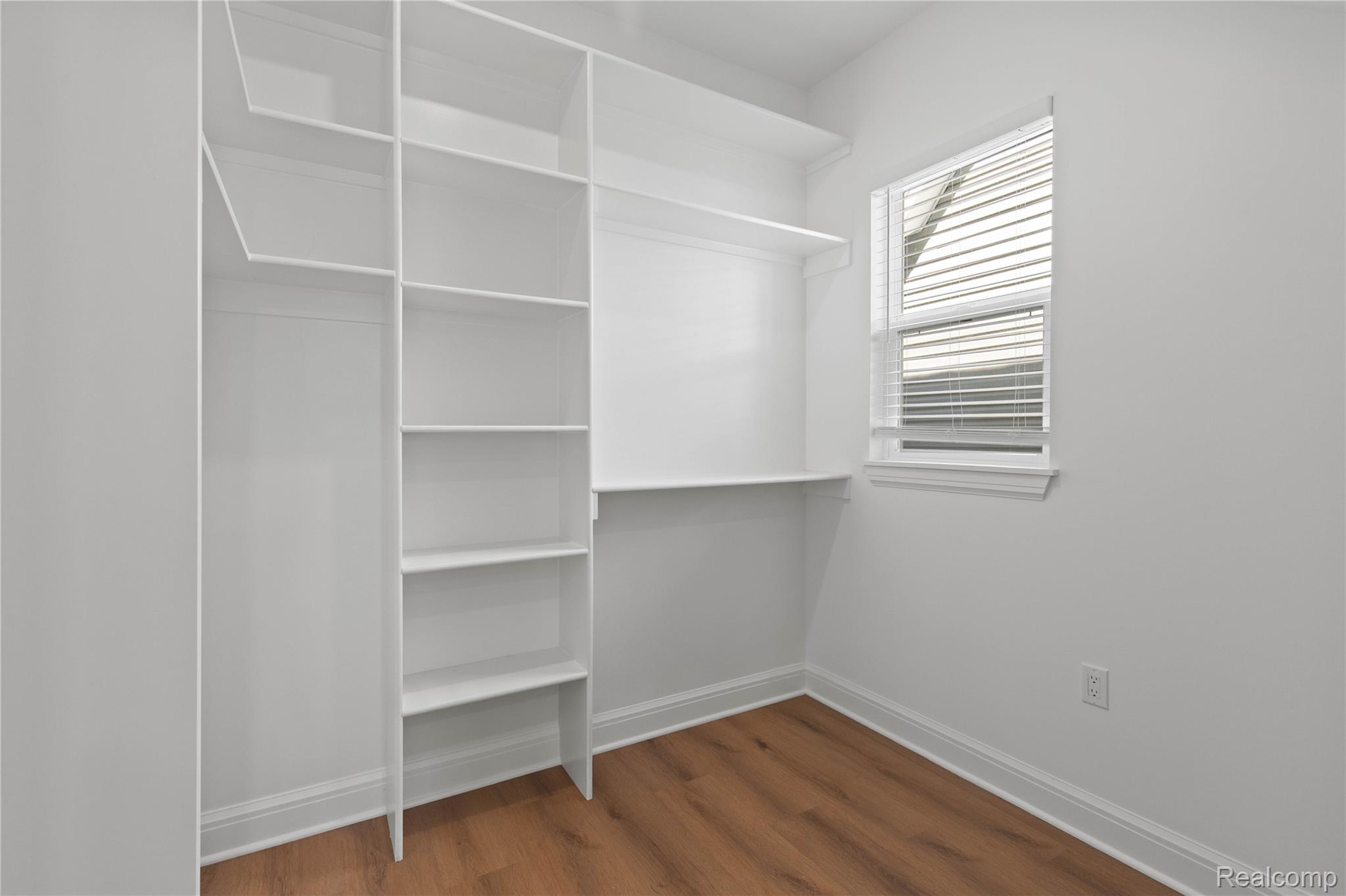 Detroit City, Michigan 48209, United States, 2 Bedrooms Bedrooms, ,1 BathroomBathrooms,Residential,Active,159466