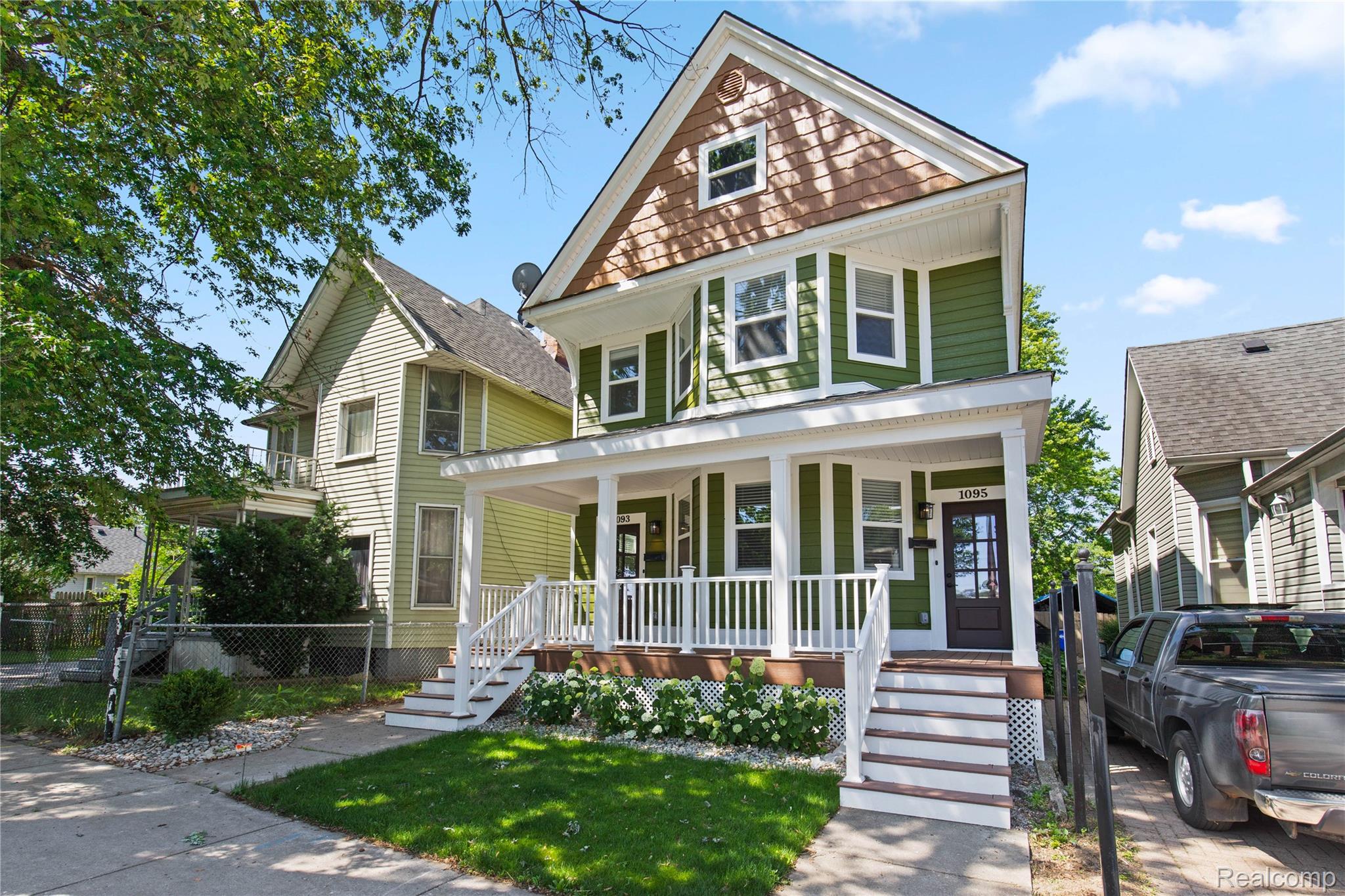 Detroit City, Michigan 48209, United States, 2 Bedrooms Bedrooms, ,1 BathroomBathrooms,Residential,Active,159466