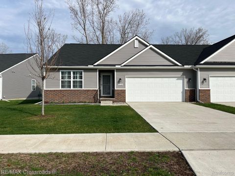 10324 Swan Lake Circle Ypsilanti Charter Township MI 48197