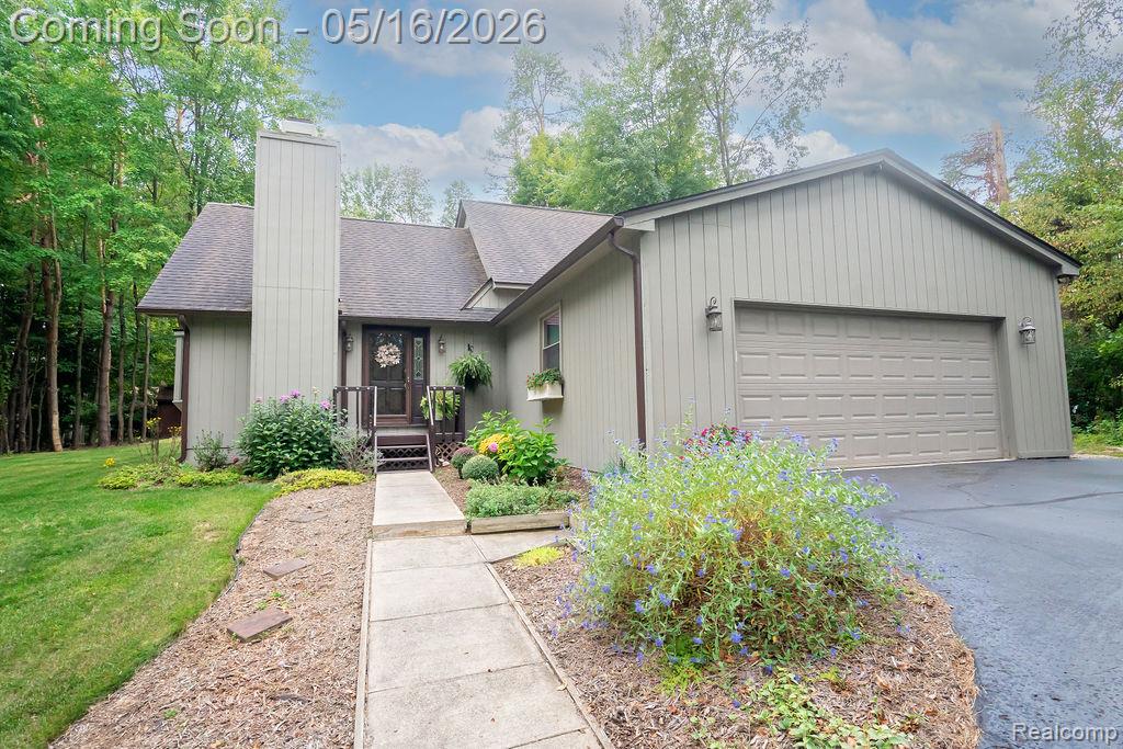 9256 Pine Hill Trail