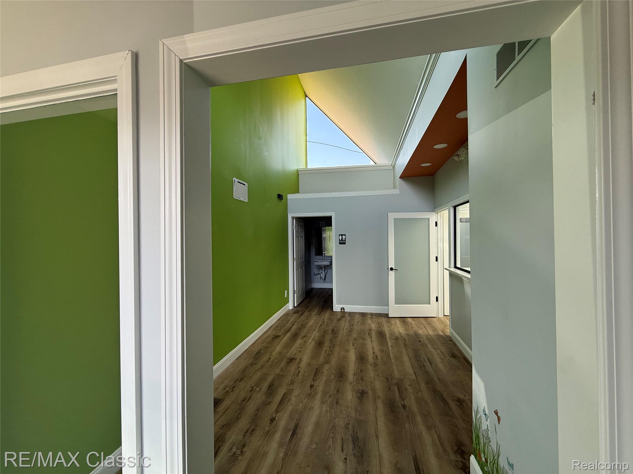 8528 N Canton Center Road