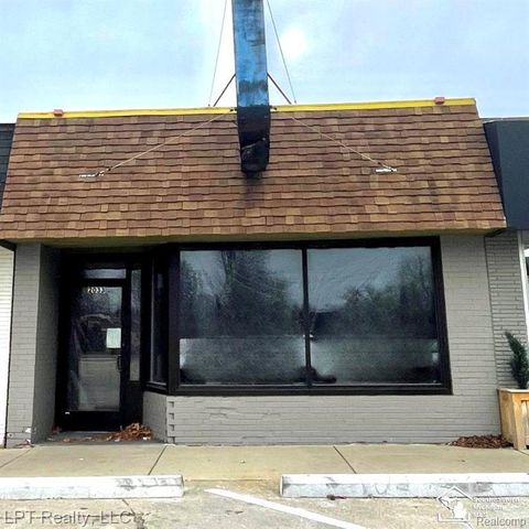 2033 West Road Trenton City MI 48183