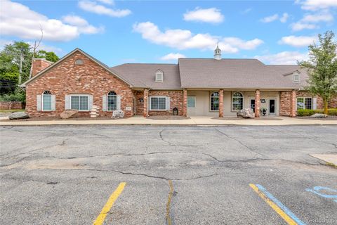 41074 7 Mile Road Northville City MI 48167