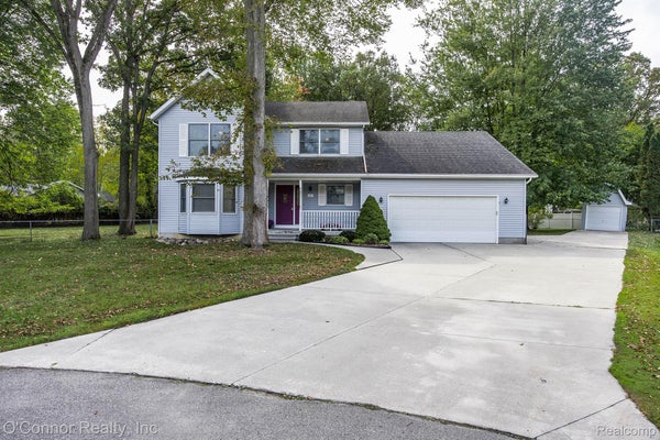 437 FOREST LN, MARYSVILLE, MI 48040 - Image 7698d435a0a943e0dfd6fb4c413aeb98/1964658165