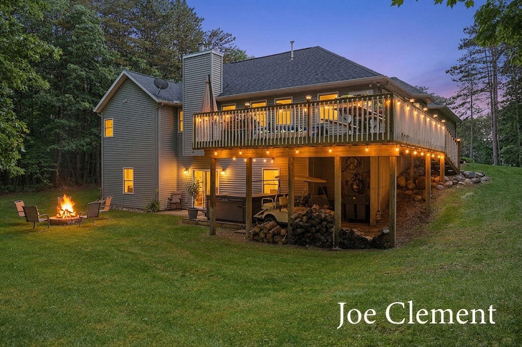 9347 Cedar Pines Lane NE