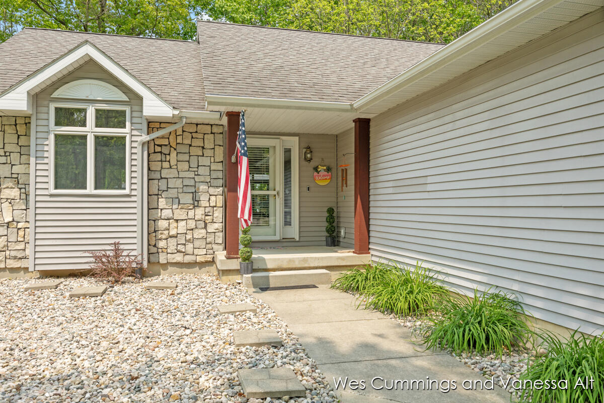 12869 Links Lane