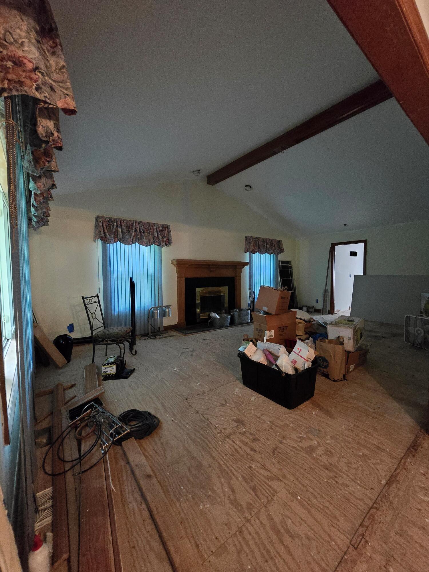 3560 Dorothy Lane