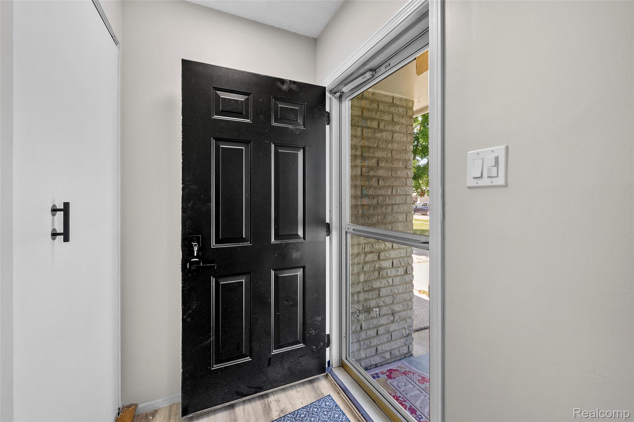 20195 Ledgestone Street