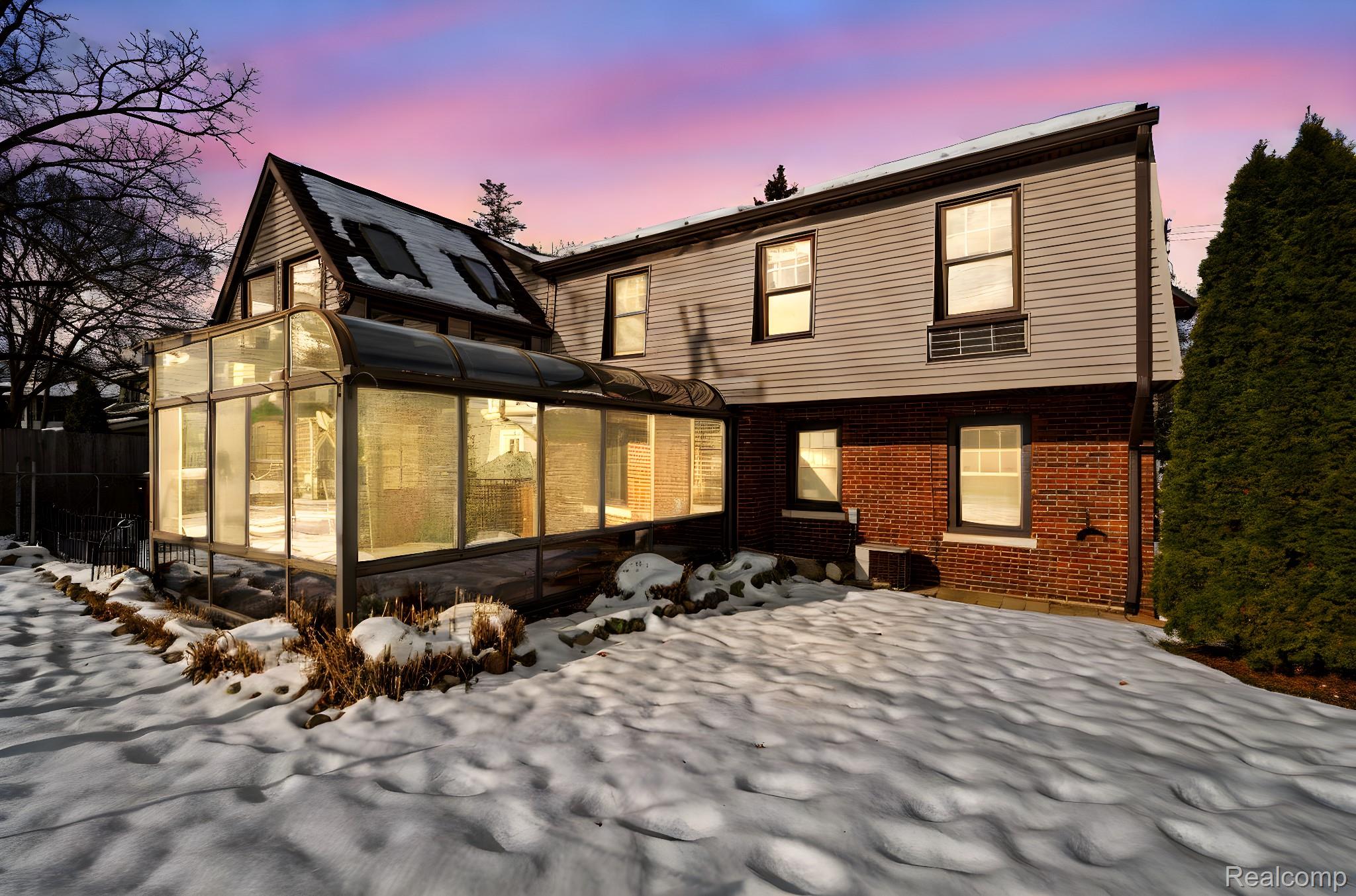 1405 W Liberty Street