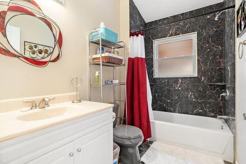 A home in WaterfordCharterTownship_Oakland