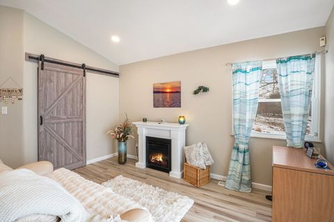 A home in WaterfordCharterTownship_Oakland