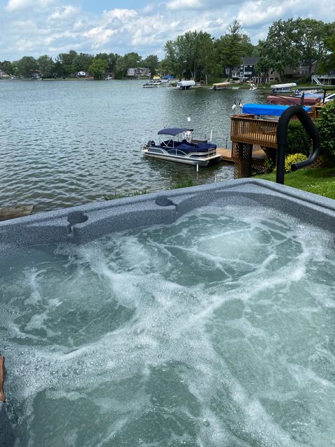 A home in WaterfordCharterTownship_Oakland