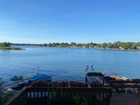 A home in WaterfordCharterTownship_Oakland