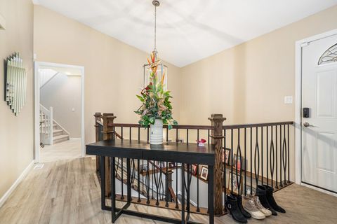 A home in WaterfordCharterTownship_Oakland