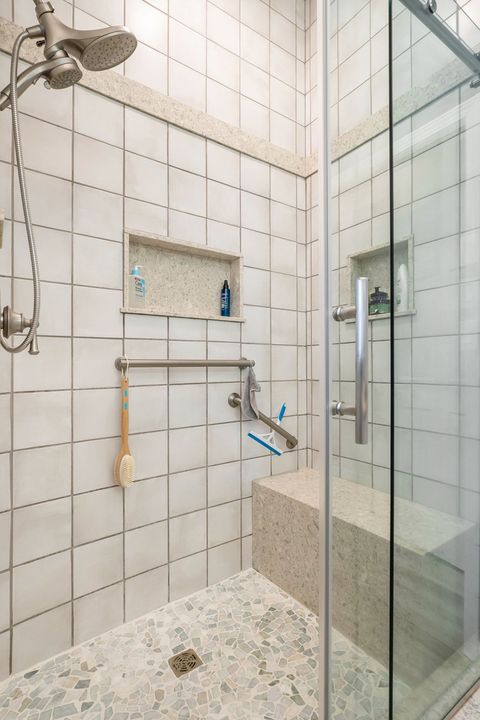 A home in WaterfordCharterTownship_Oakland
