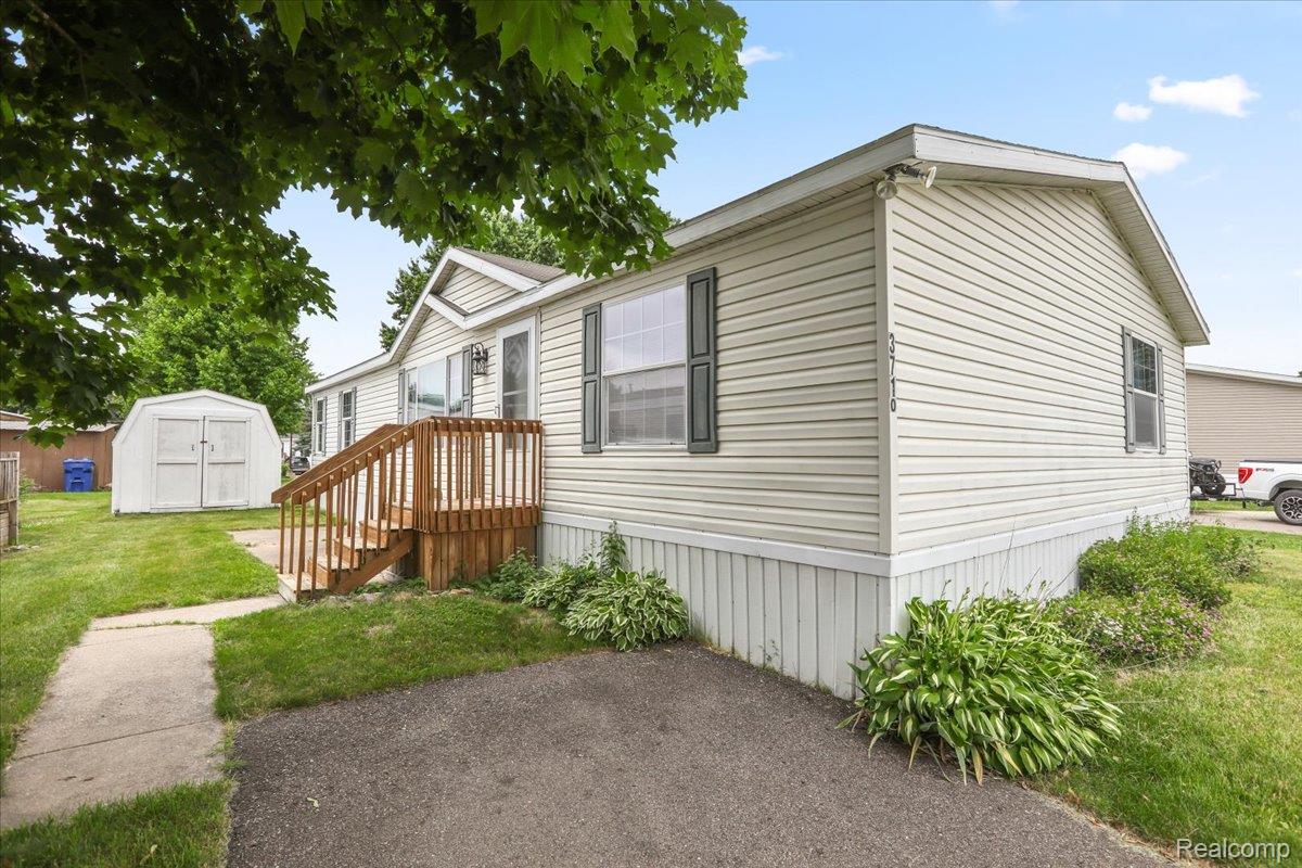 3710 Elm Court