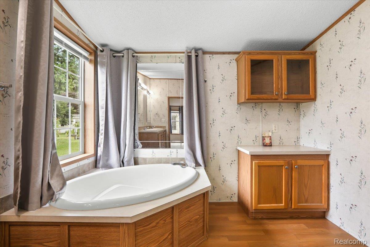 Brandon Charter Township, Michigan 48348, United States, 3 Bedrooms Bedrooms, ,2 BathroomsBathrooms,Residential,Active,160921