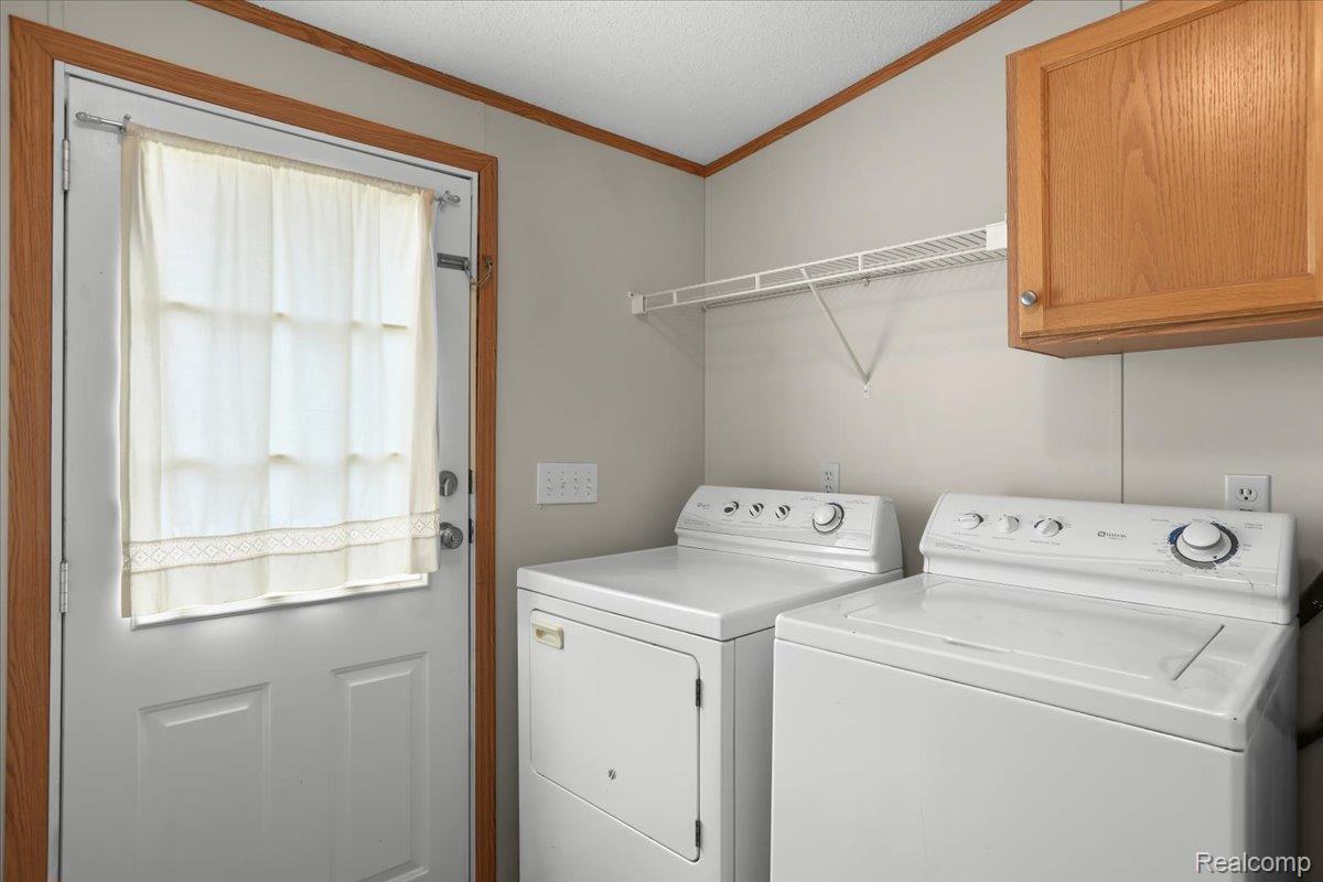 Brandon Charter Township, Michigan 48348, United States, 3 Bedrooms Bedrooms, ,2 BathroomsBathrooms,Residential,Active,160921