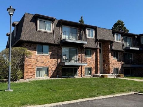 103 RIVIERA Drive St Clair Shores City Macomb MI 48080
