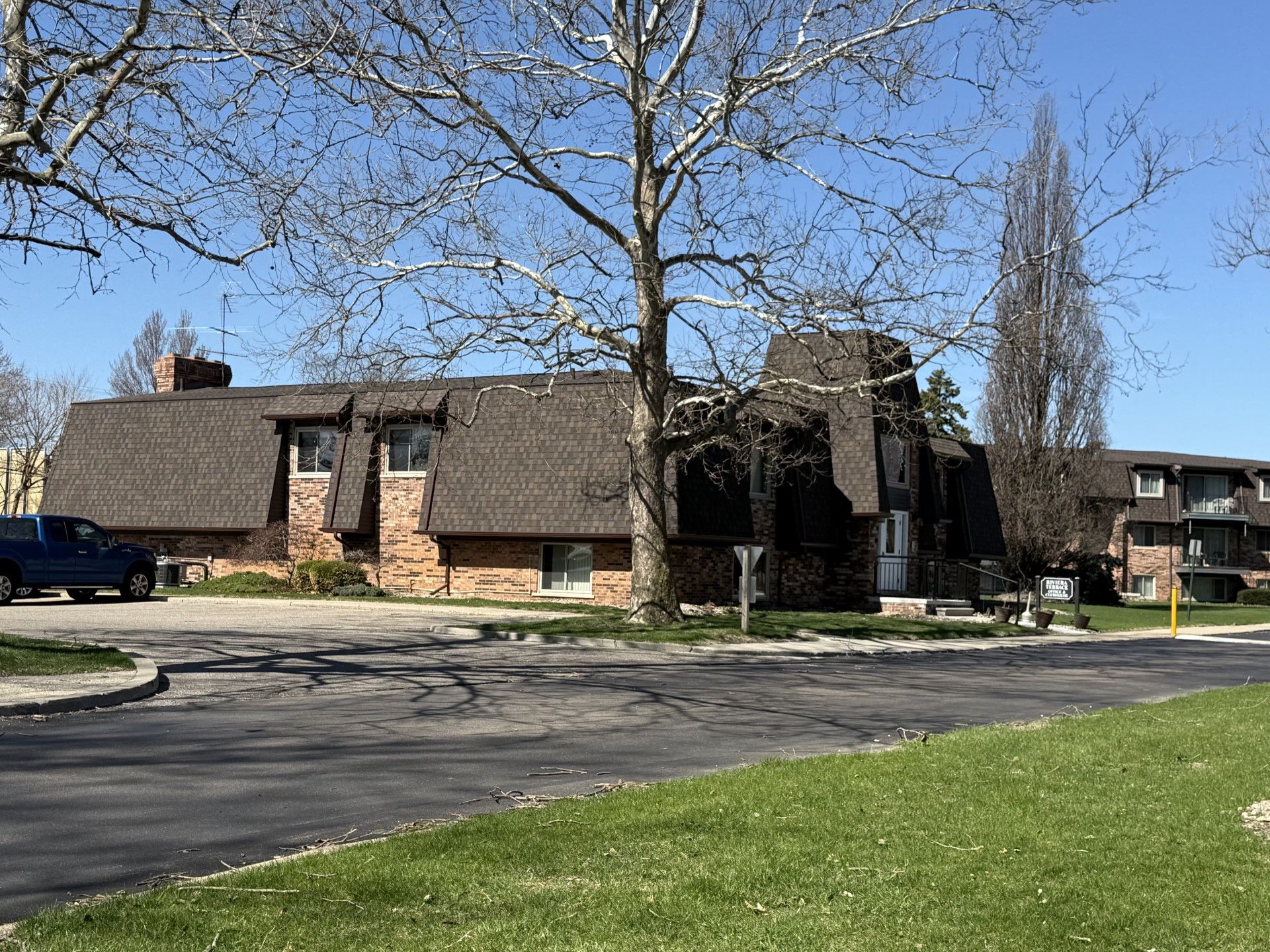 103 RIVIERA Drive