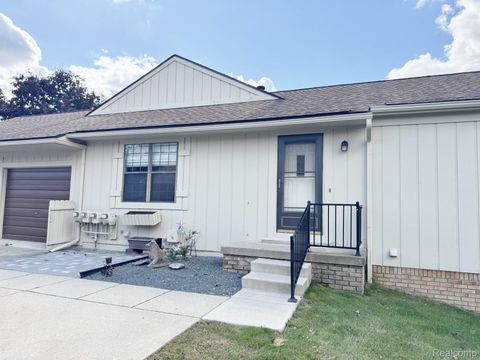 11755 Shenandoah Avenue Green Oak Township MI 48178