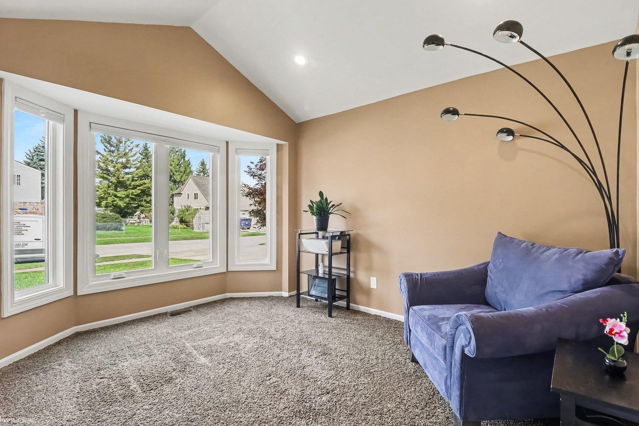 1690 Castlewood Drive