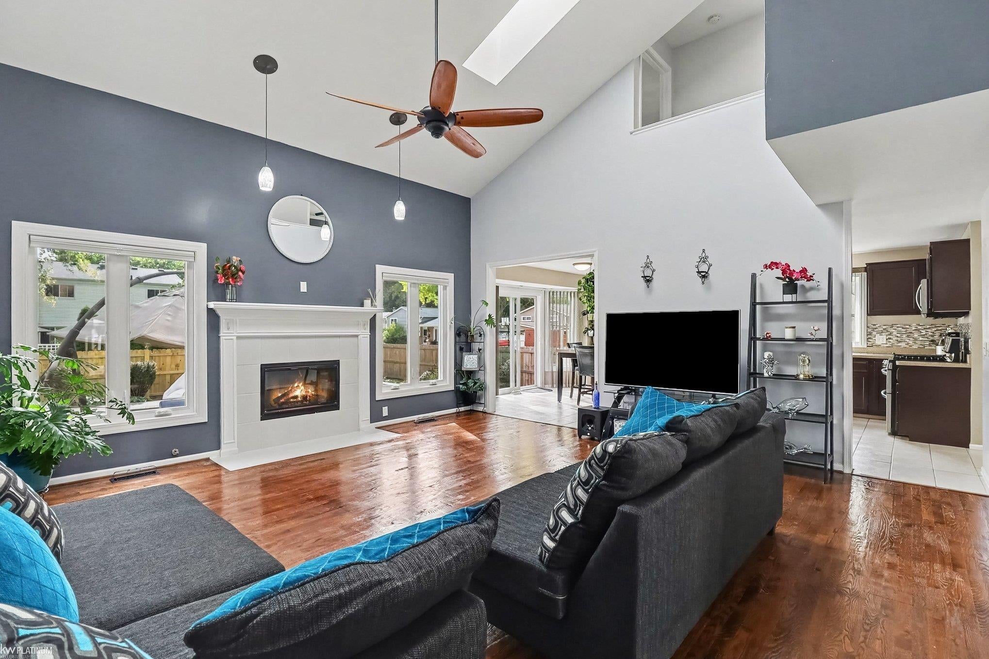 1690 Castlewood Drive
