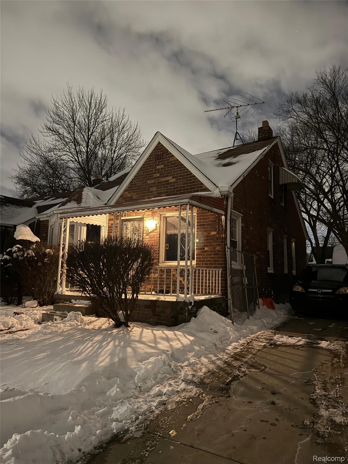 9759 Manistique Street