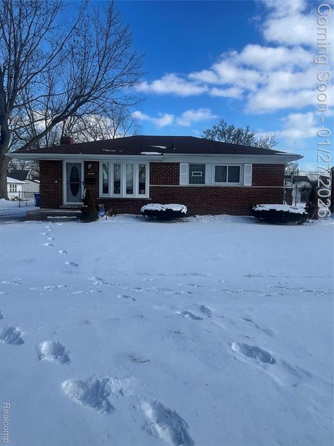 24624 Melody Road Warren City MI 48089