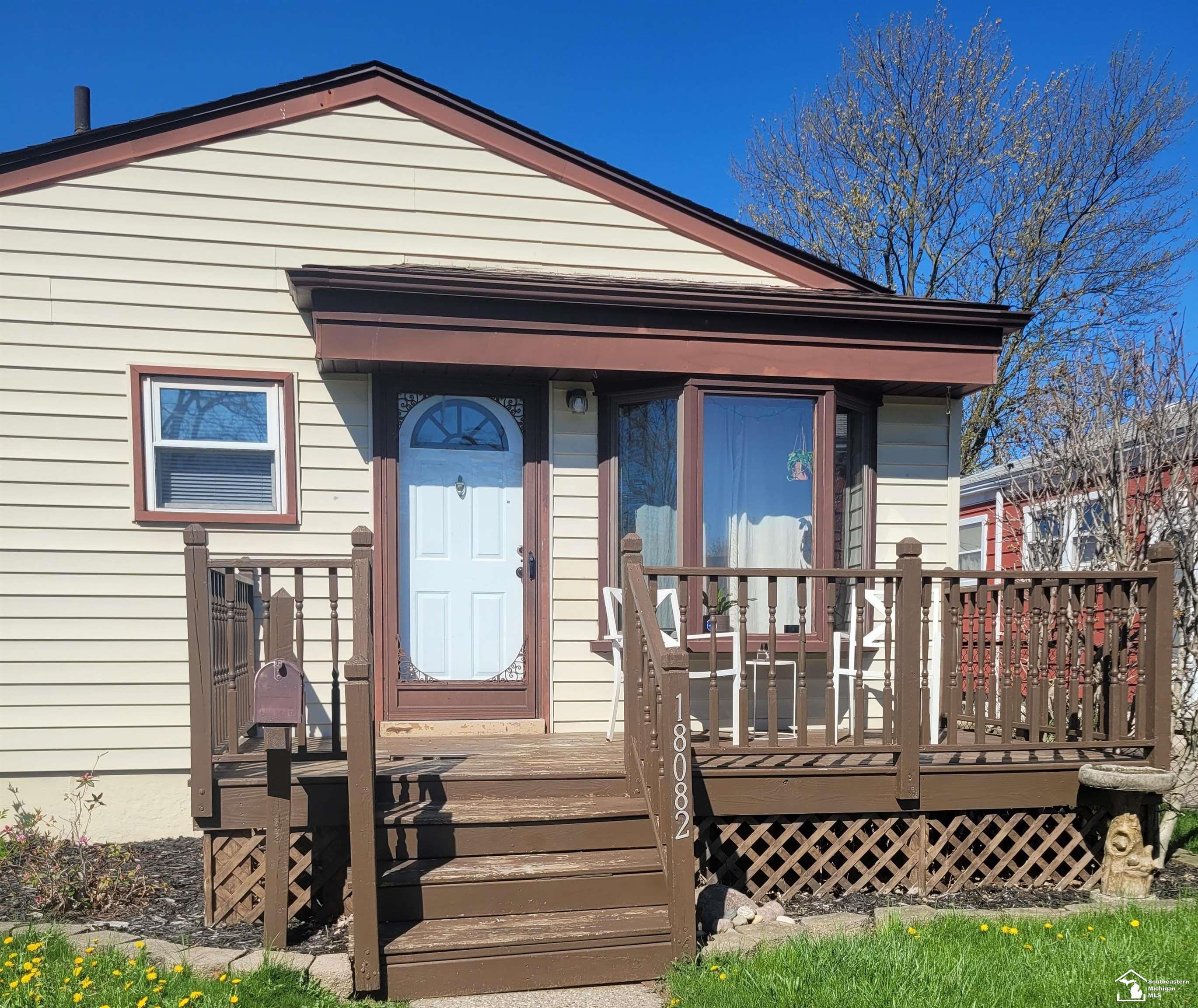 18082 Ray Street