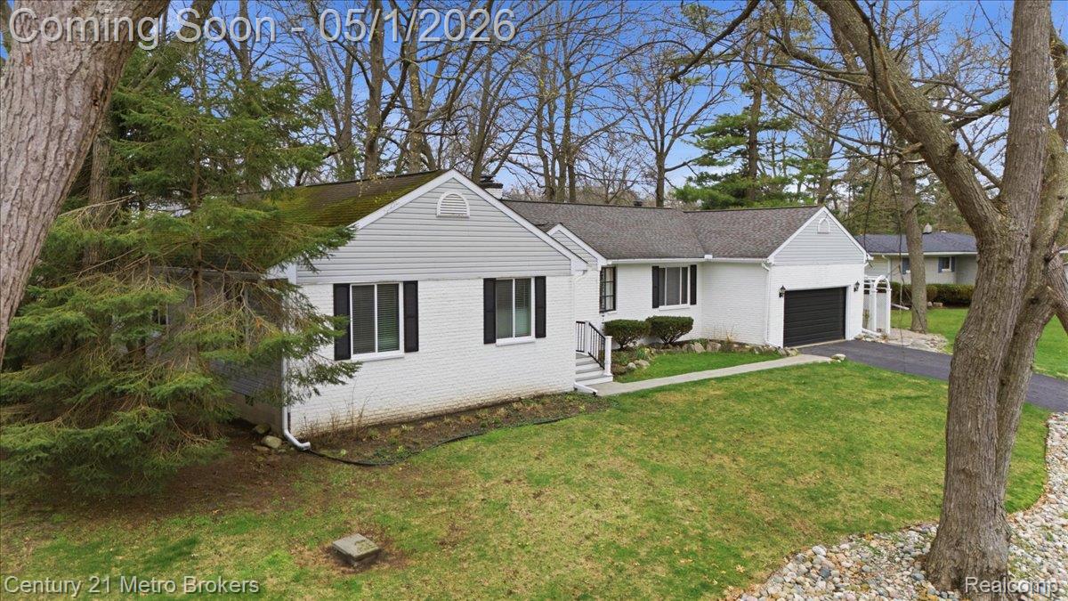 5060 Oneida Drive