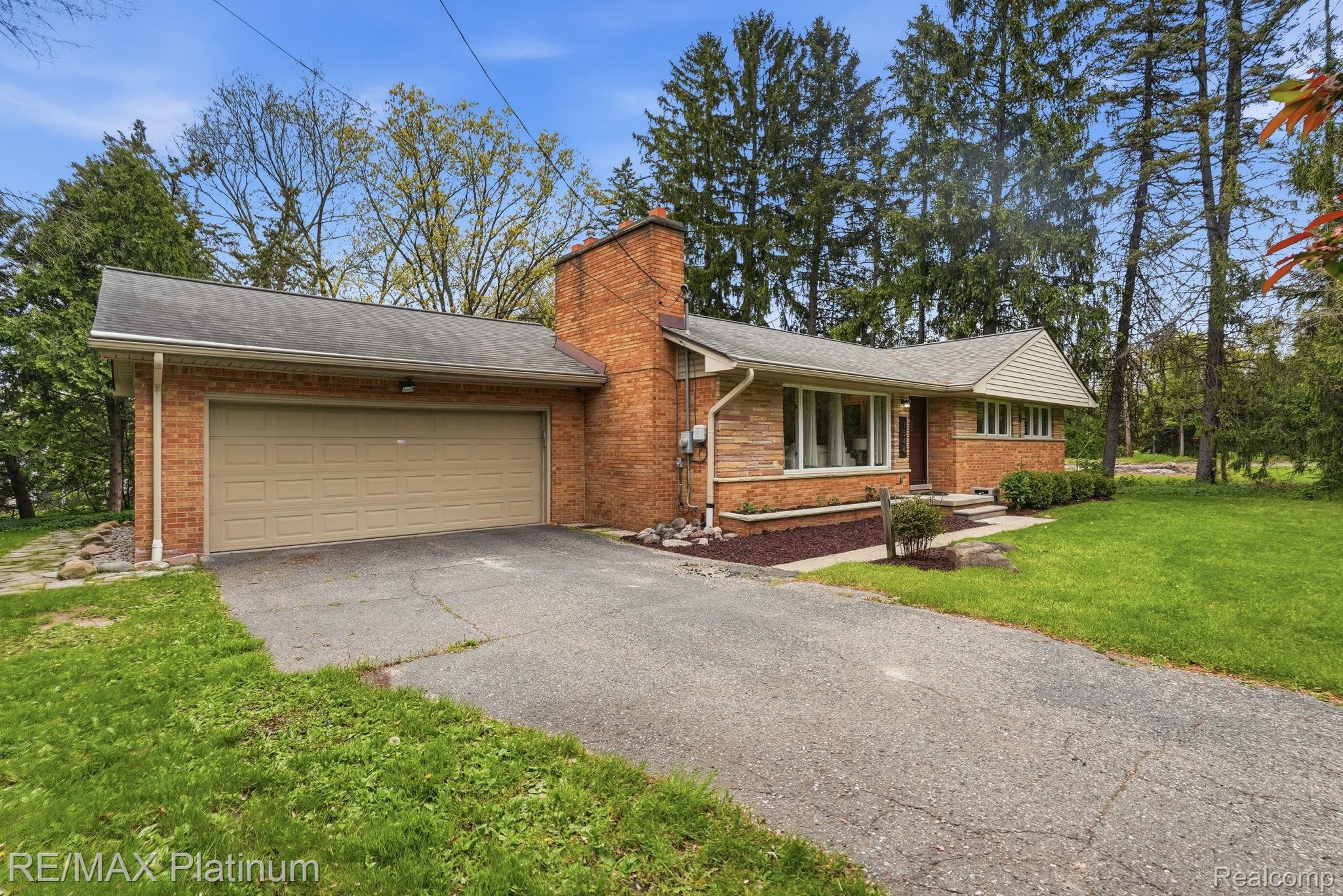1546 S Milford Road