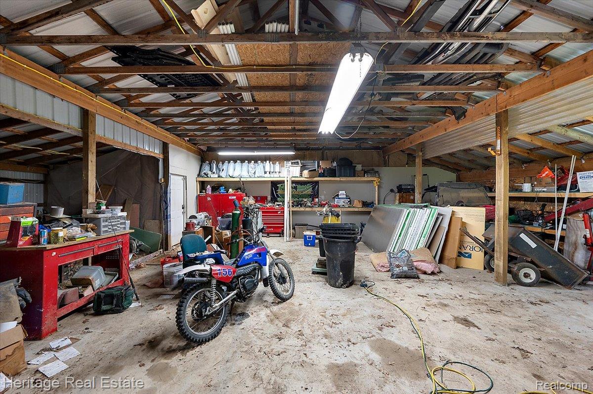 3337 Le valley Road