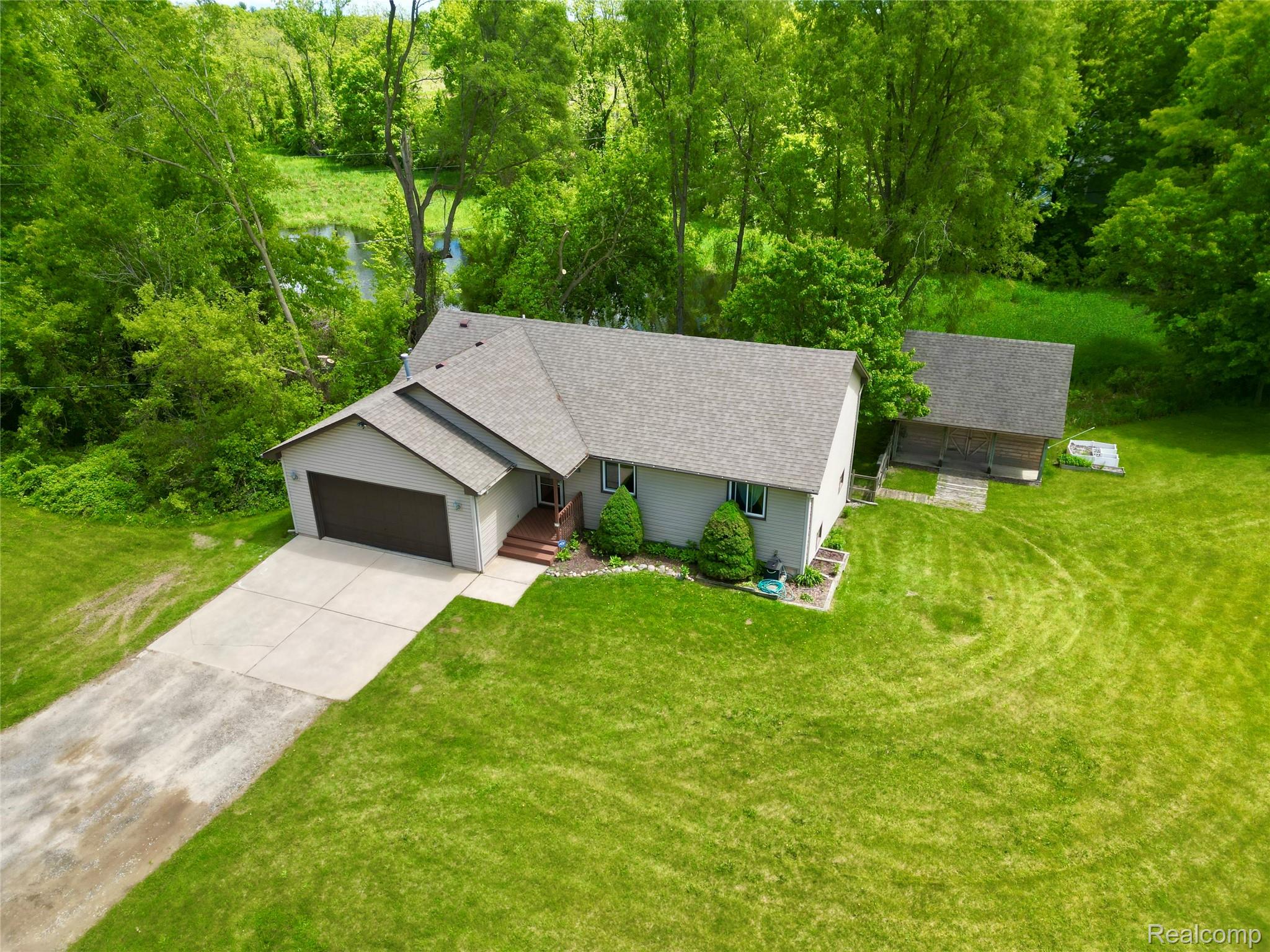 9568 Bloomhill Dr. Drive