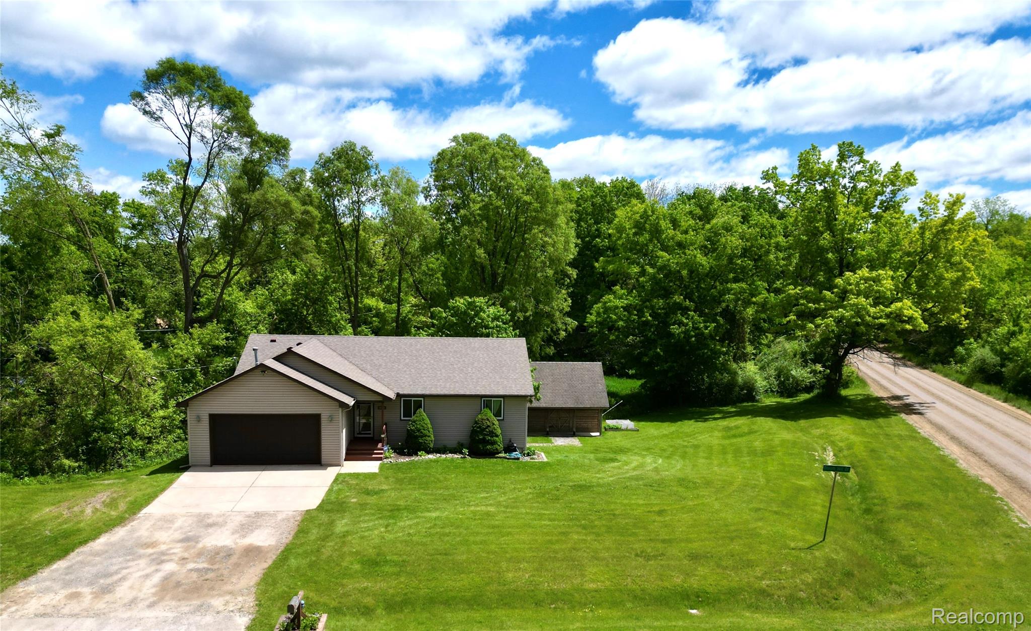 9568 Bloomhill Dr. Drive