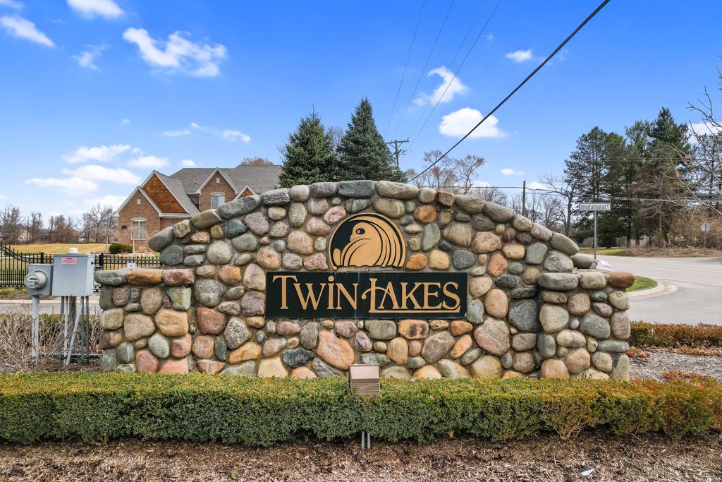 listing image 83
