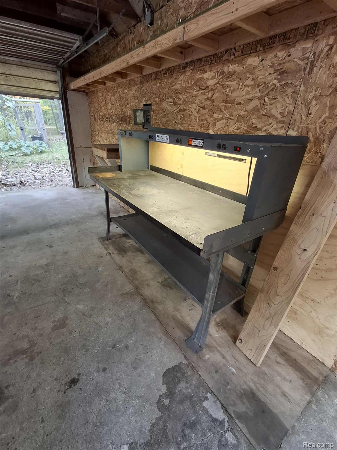 12090 Cape Breton Drive