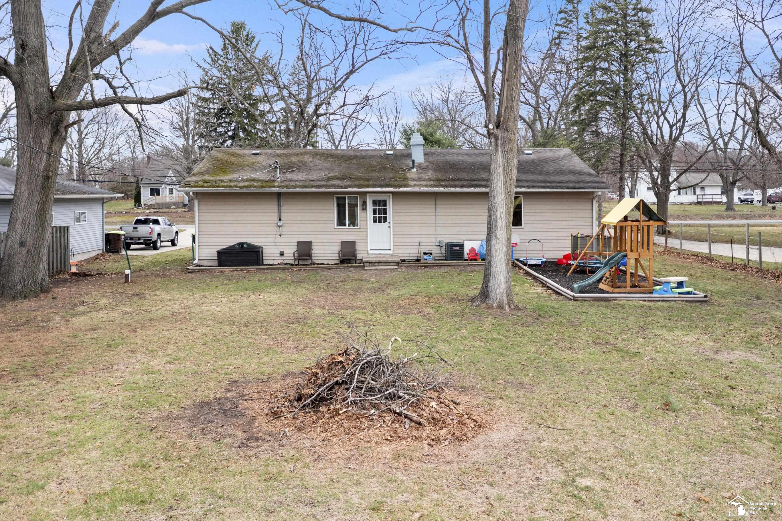 2165 Occidental Highway