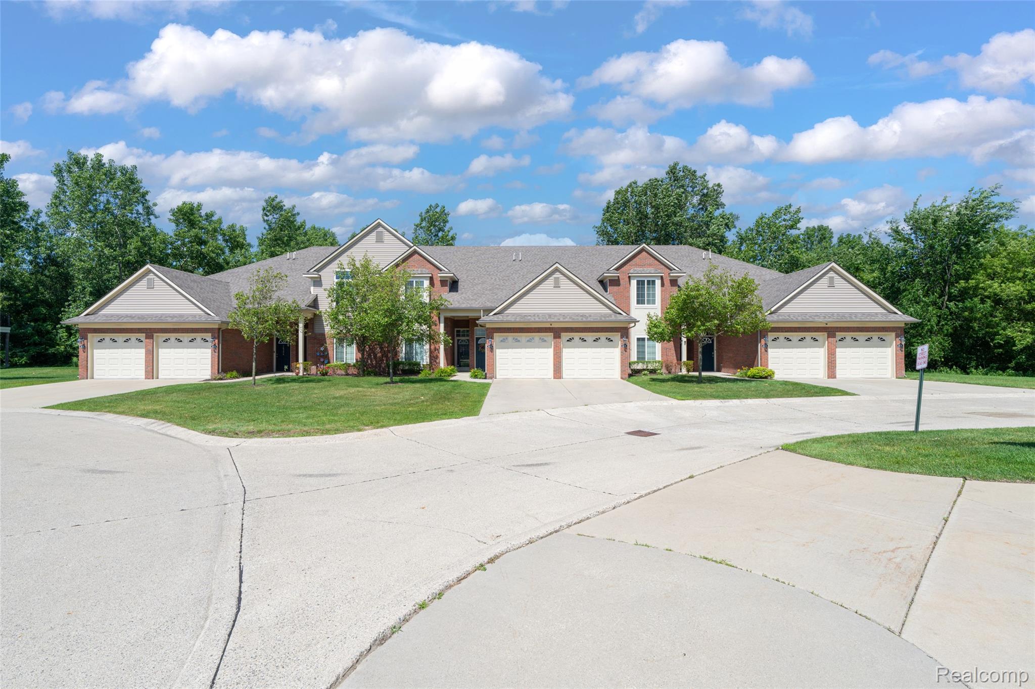 14350 Shadywood Drive
