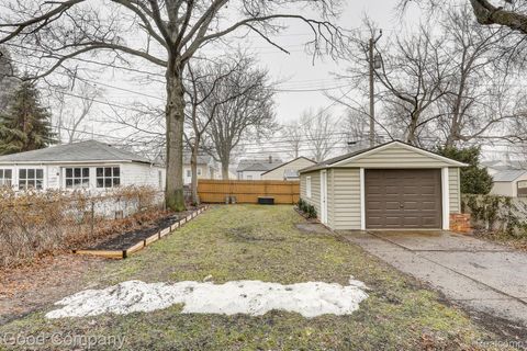 Tiny photo for 1060 W Hazelhurst Street, Ferndale City, MI 48220 (MLS # 20261021688)
