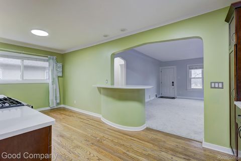 Tiny photo for 1060 W Hazelhurst Street, Ferndale City, MI 48220 (MLS # 20261021688)