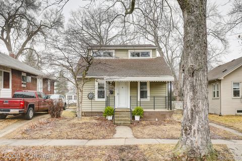 Tiny photo for 1060 W Hazelhurst Street, Ferndale City, MI 48220 (MLS # 20261021688)